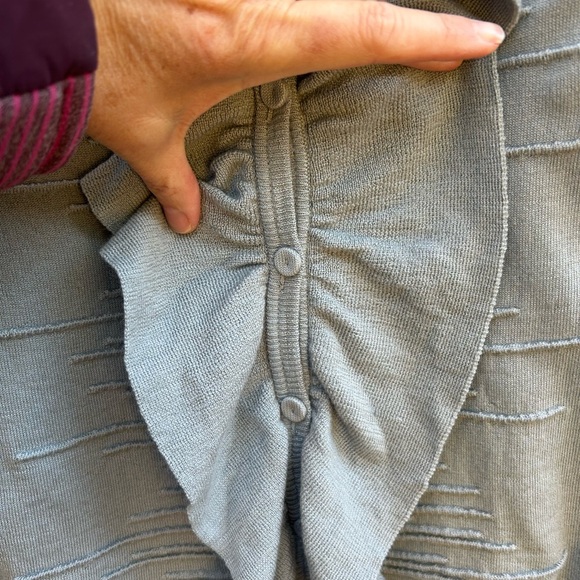 Red Valentino blue ruffle front sweater, size approx Small - Picture 4 of 9